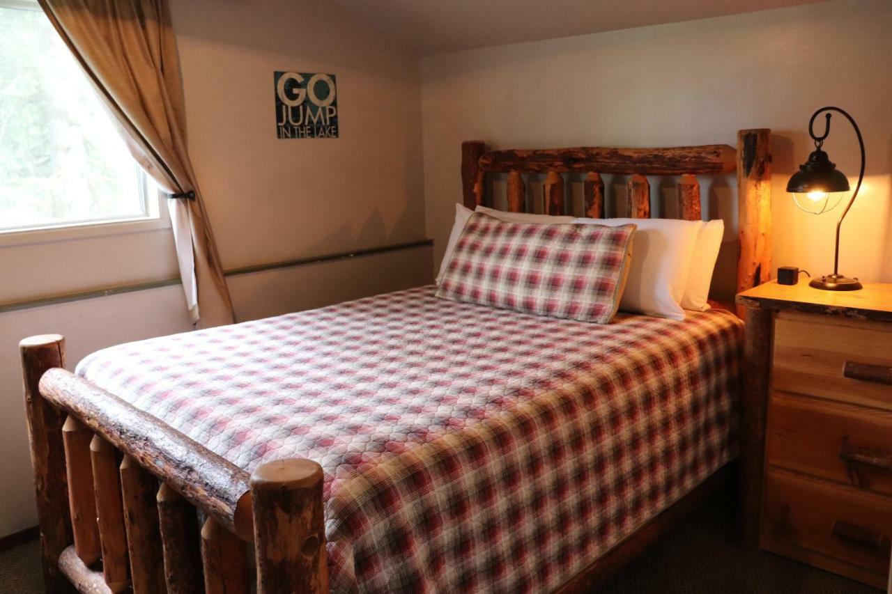 Lone Fir Resort Cougar Ngoại thất bức ảnh