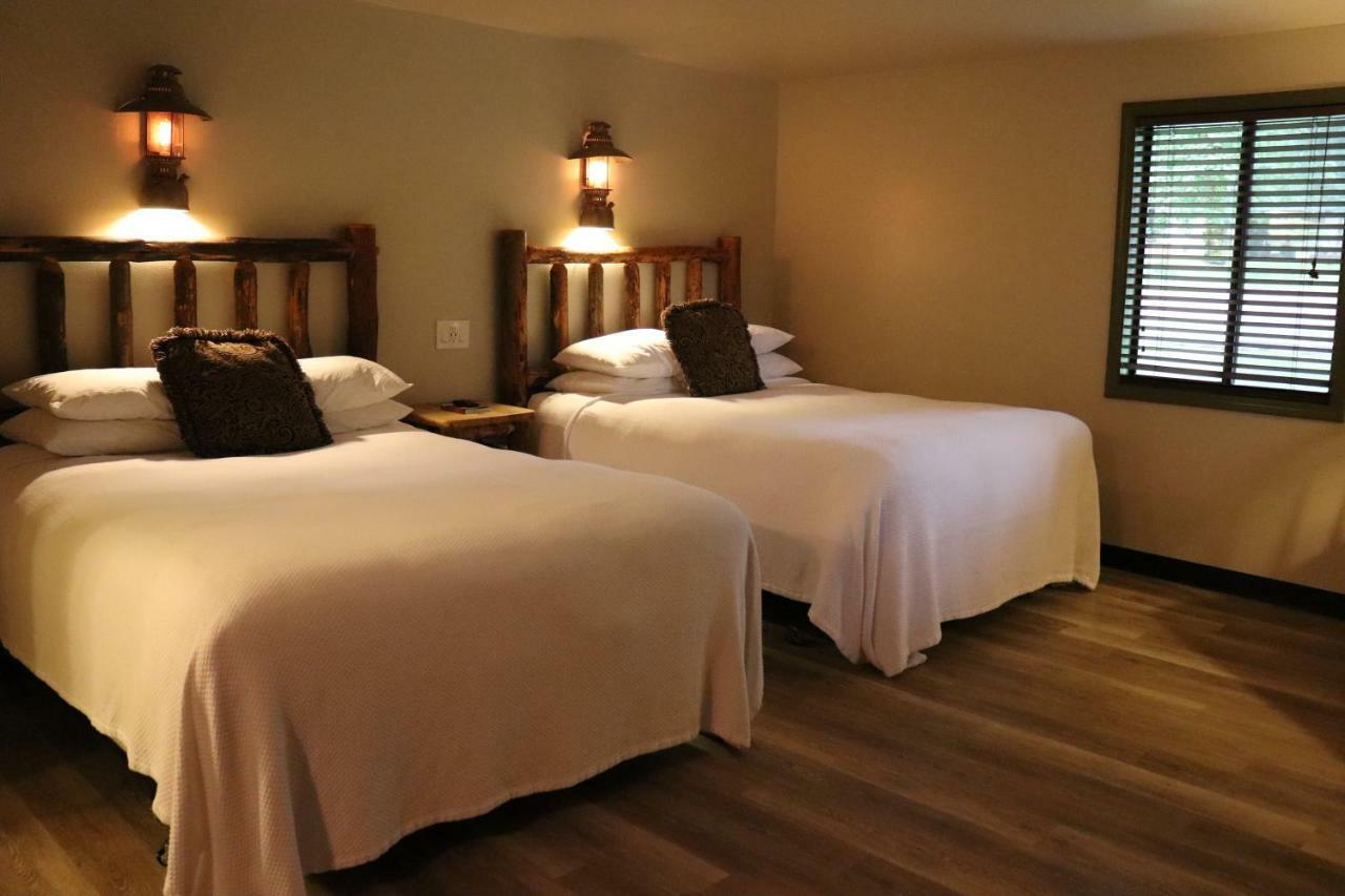Lone Fir Resort Cougar Ngoại thất bức ảnh