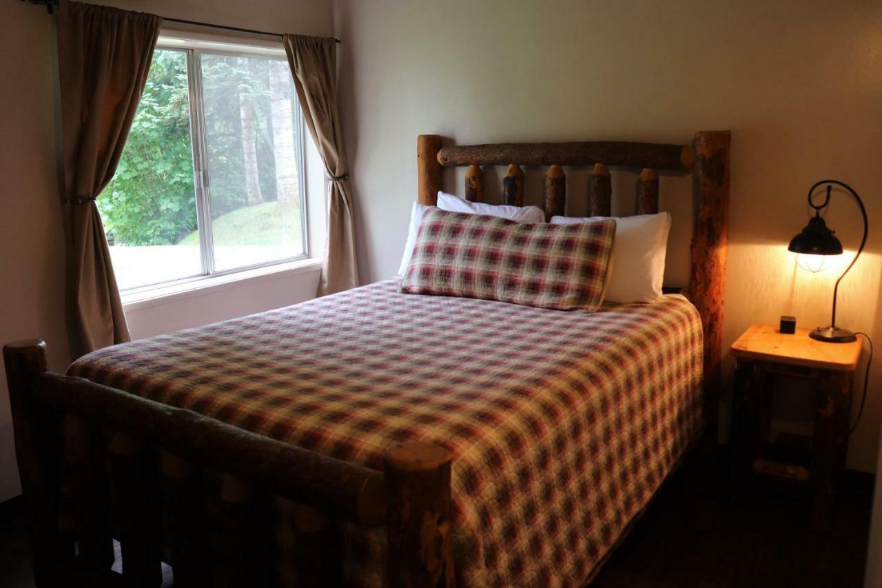 Lone Fir Resort Cougar Ngoại thất bức ảnh