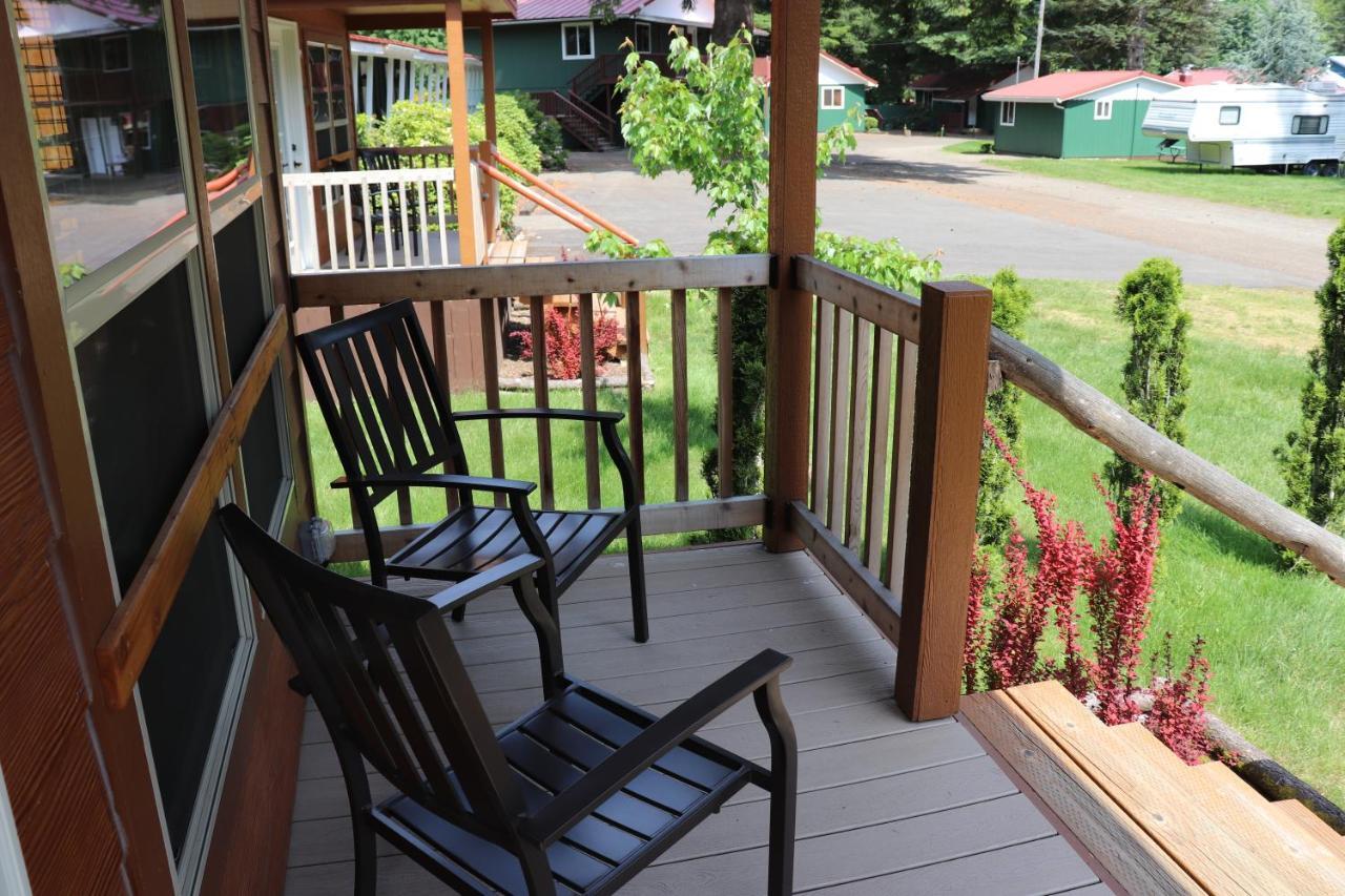 Lone Fir Resort Cougar Ngoại thất bức ảnh
